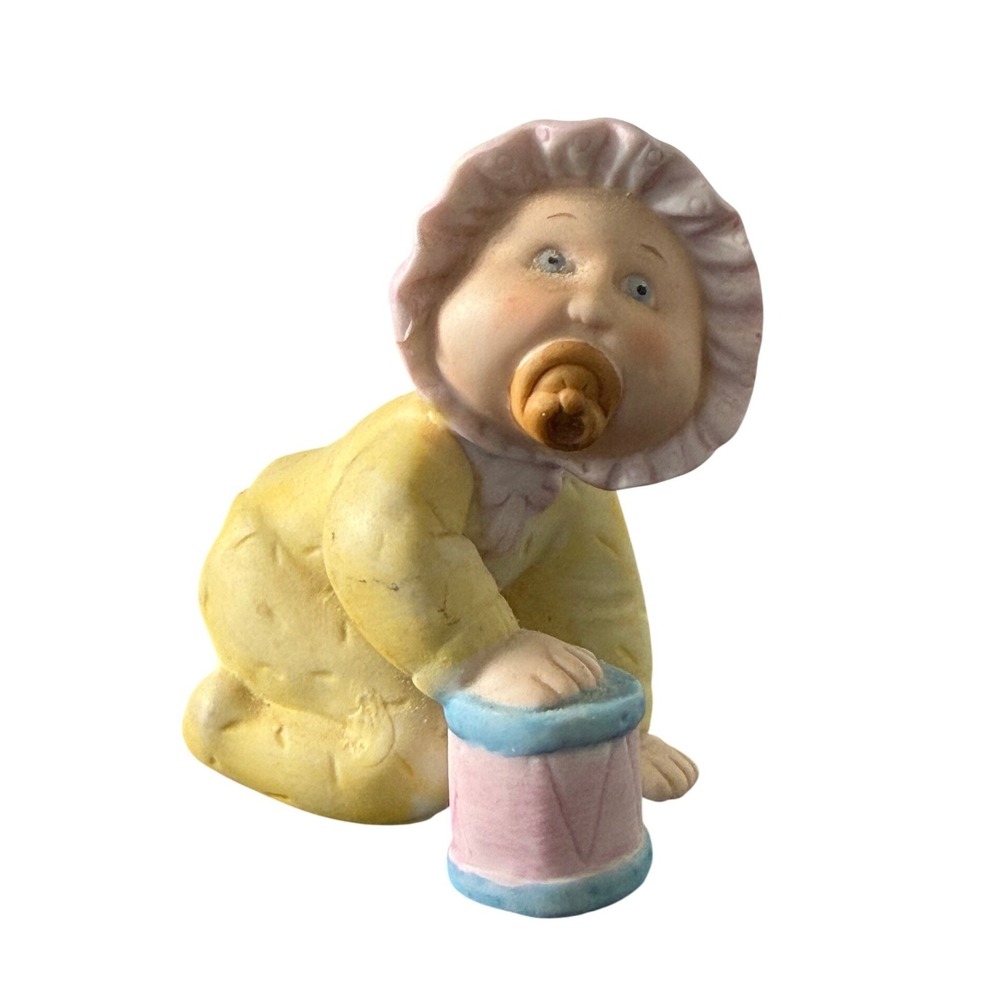 Vintage 1984 Cabbage Patch Kids Ceramic Baby Figurine Drum Pacifier 85 Edition